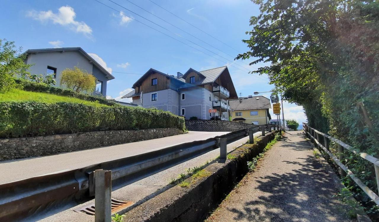 Gemuetliches Tiny Home Mit 30M2 Inklusive Kochmoeglichkeit Lenzing Buitenkant foto